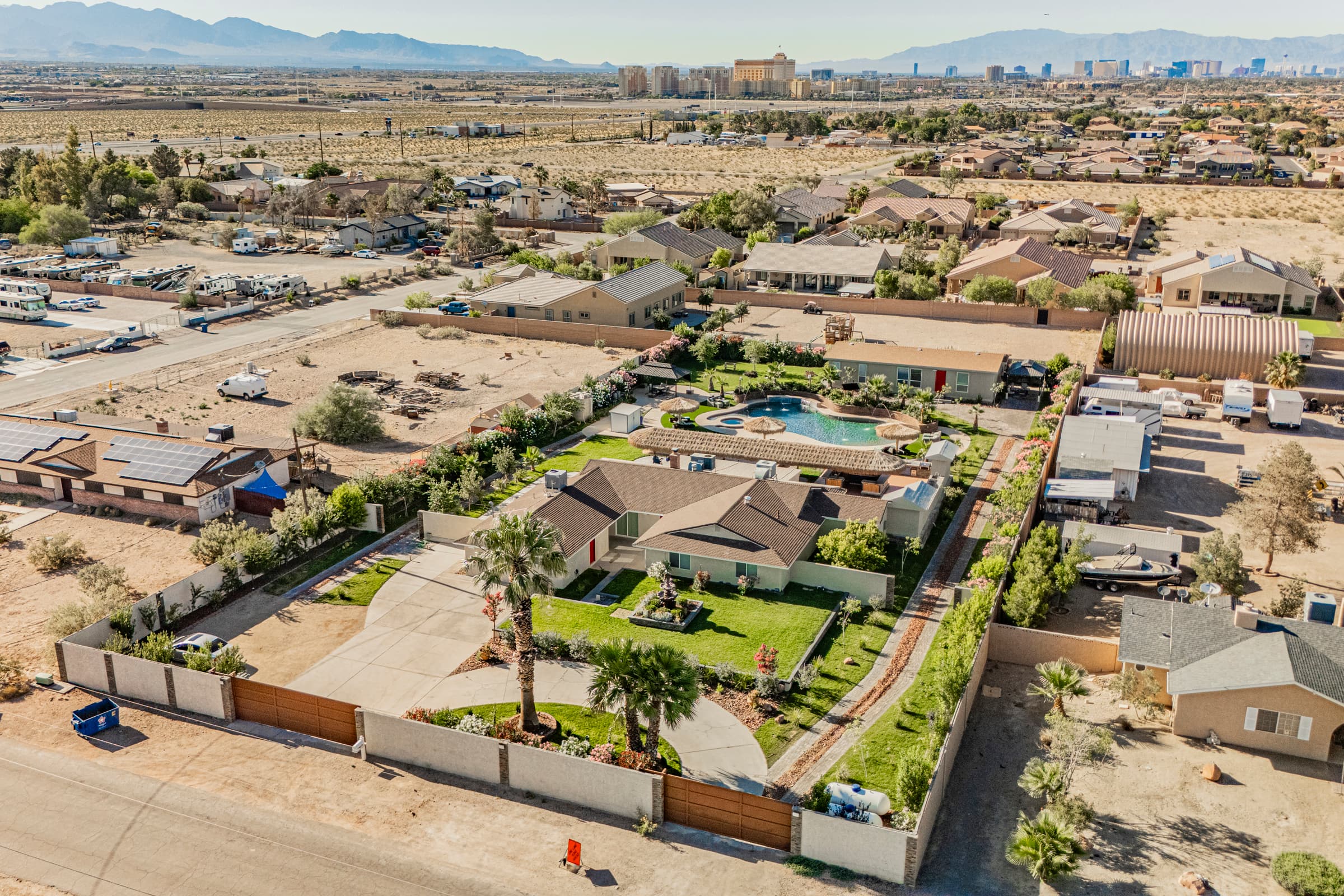 vegasbnb Chartan House Estate | 8BR Las Vegas Vacation Rental • Resort Pool • Weddings | vacation rental photo 6