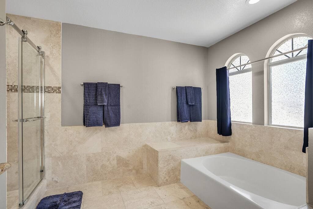 vegasbnb Grand Casa | 8BR Las Vegas Vacation Rental • Strip Views • 21 Beds • Free Spa Heat • Basketball | vacation rental photo 18