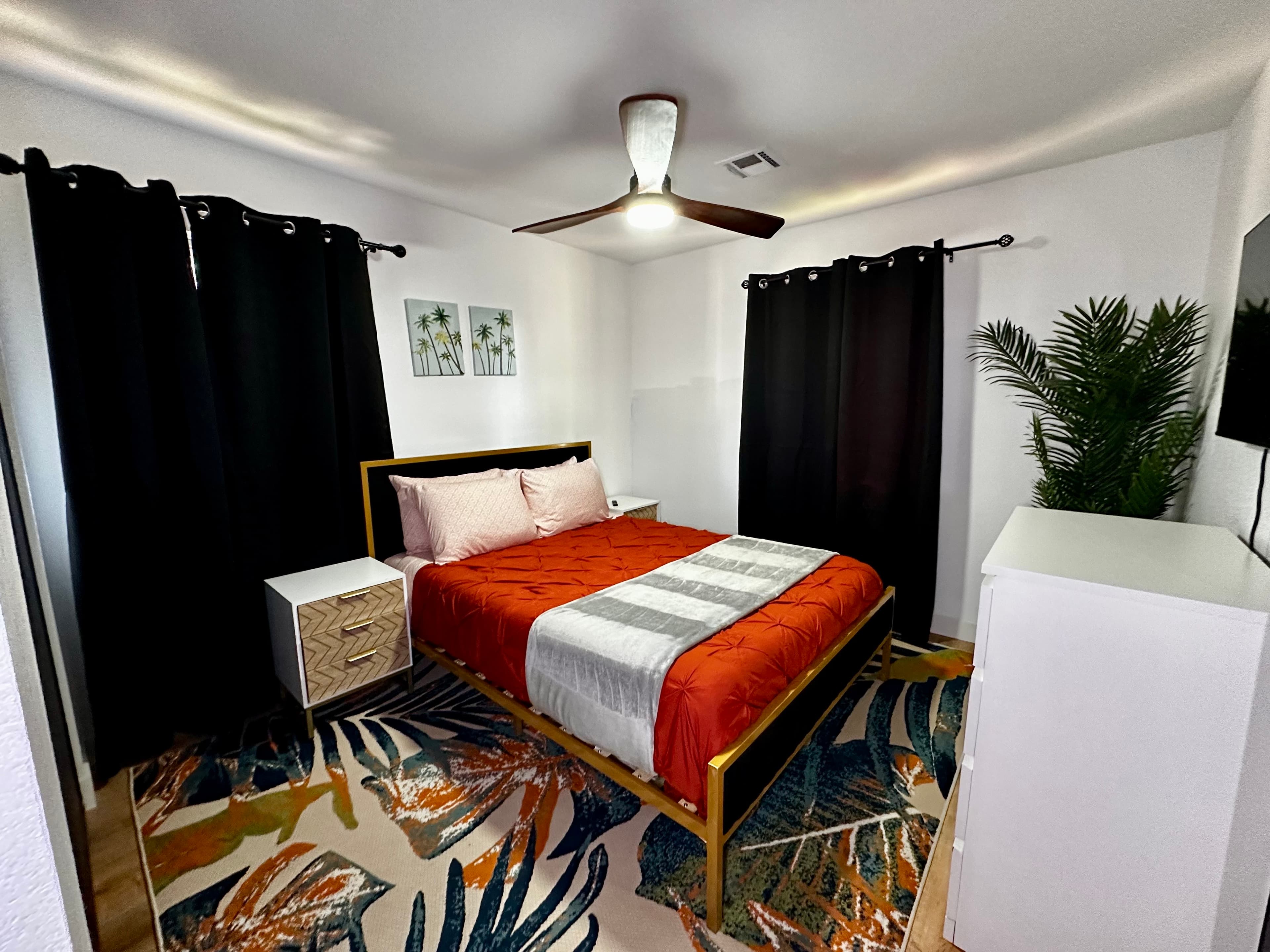 vegasbnb Peacock Villa | 8BR Las Vegas Vacation Rental • 4 Baths • 14 Beds • Pool & Spa | vacation rental photo 18