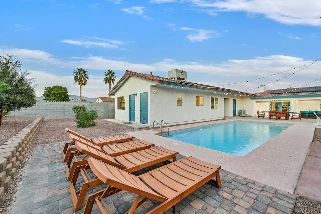 vegasbnb Tropicana Desert Villa | 5BR Las Vegas Vacation Rental • 6 Beds • 10-Ft Pool & Spa | vacation rental photo 16