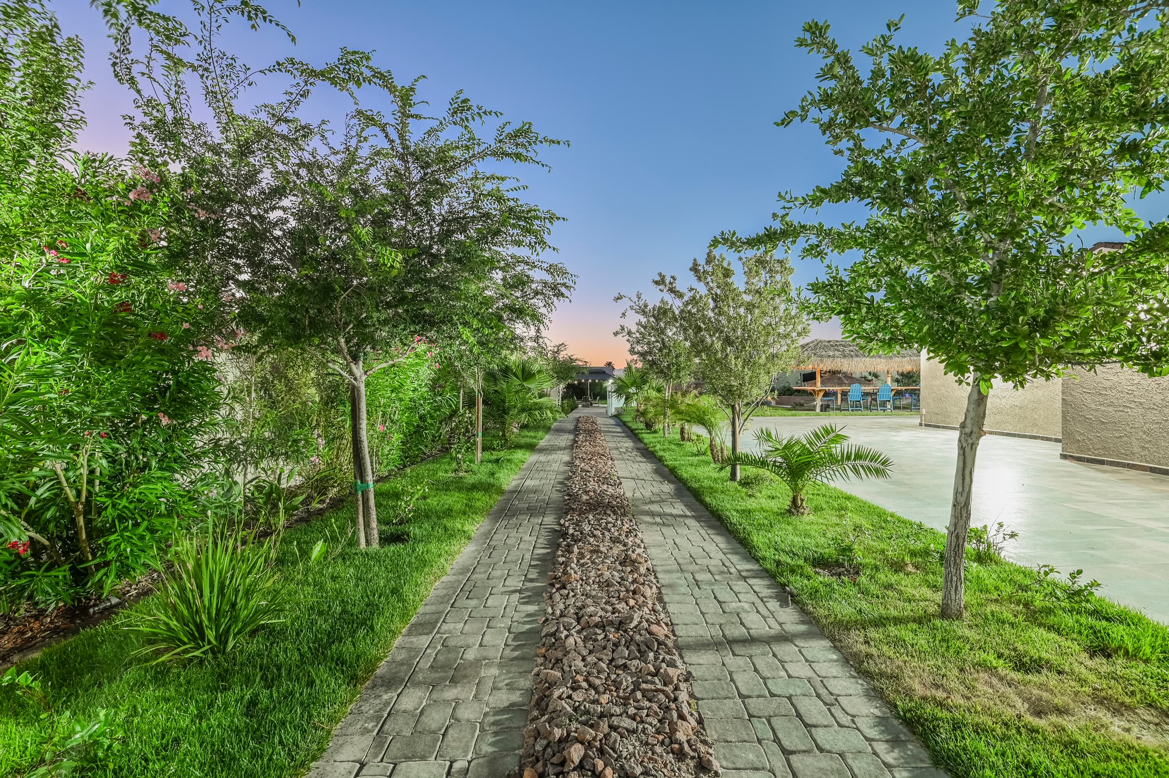 vegasbnb Chartan House Estate | 8BR Las Vegas Vacation Rental • Resort Pool • Weddings | vacation rental photo 8
