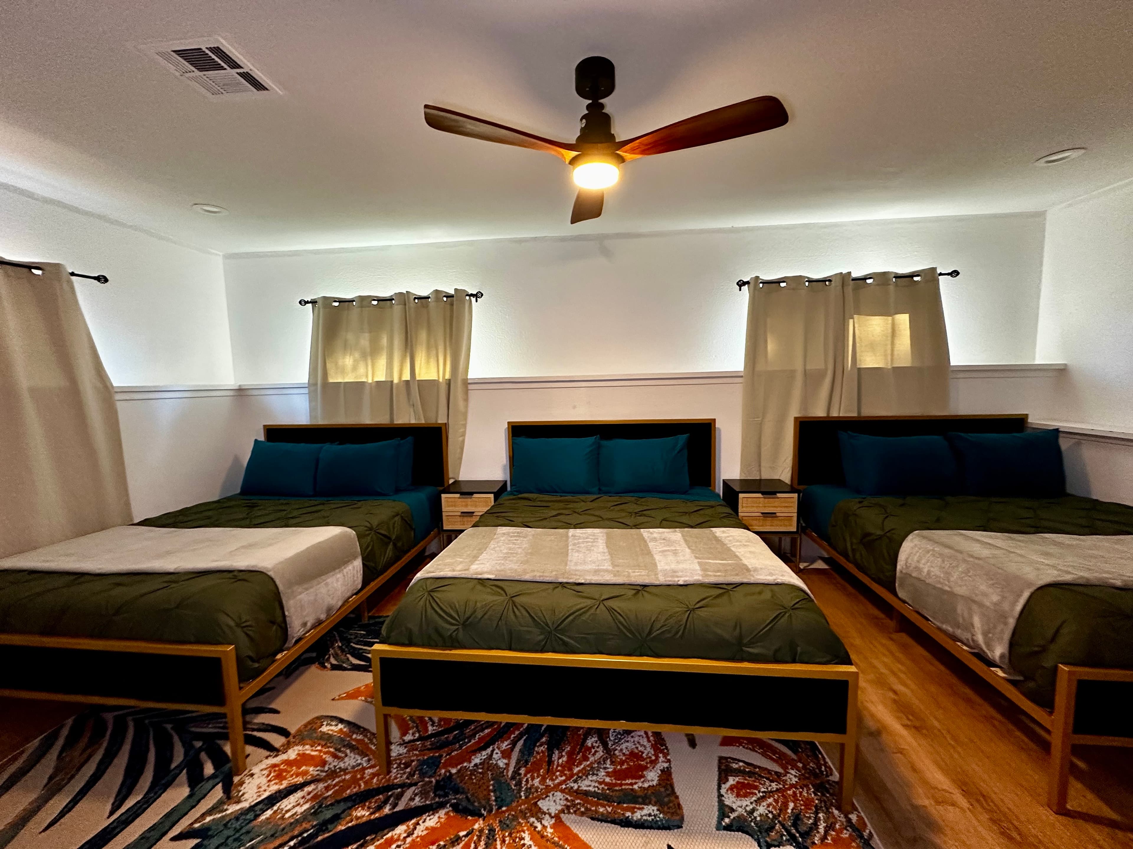 vegasbnb Peacock Villa | 8BR Las Vegas Vacation Rental • 4 Baths • 14 Beds • Pool & Spa | vacation rental photo 28