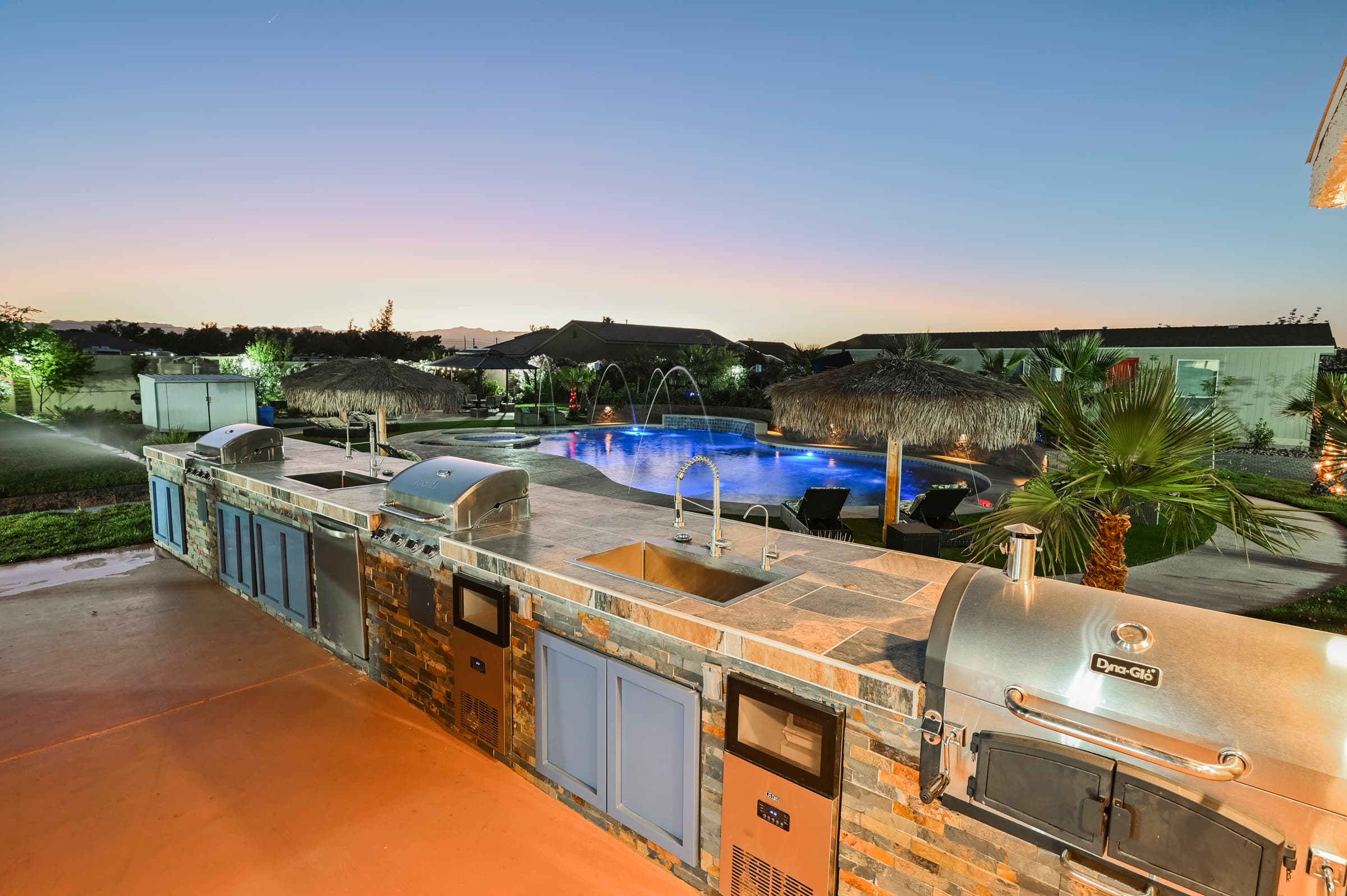 vegasbnb Chartan House Estate | 8BR Las Vegas Vacation Rental • Resort Pool • Weddings | vacation rental photo 18