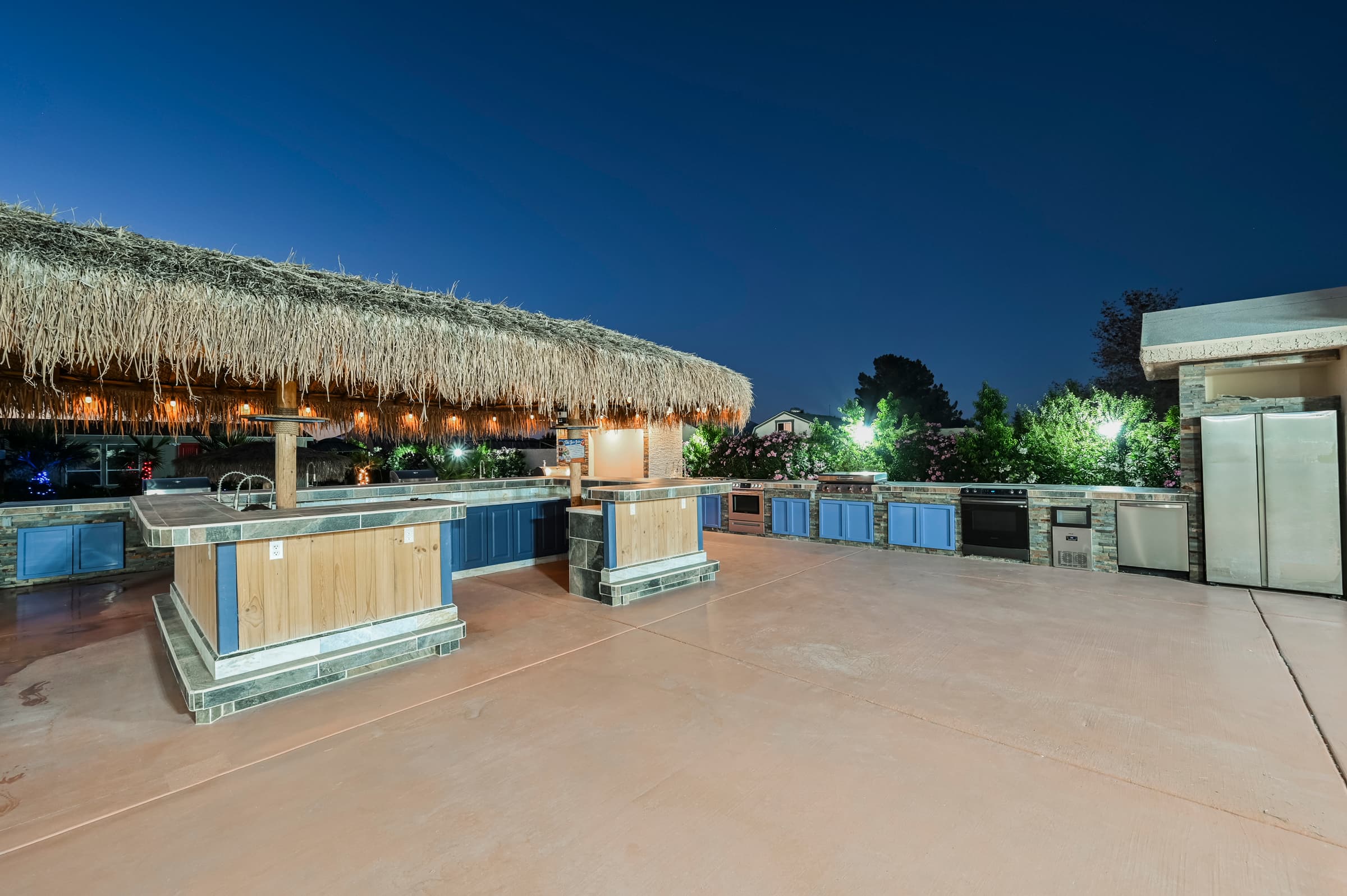 vegasbnb Chartan House Estate | 8BR Las Vegas Vacation Rental • Resort Pool • Weddings | vacation rental photo 13
