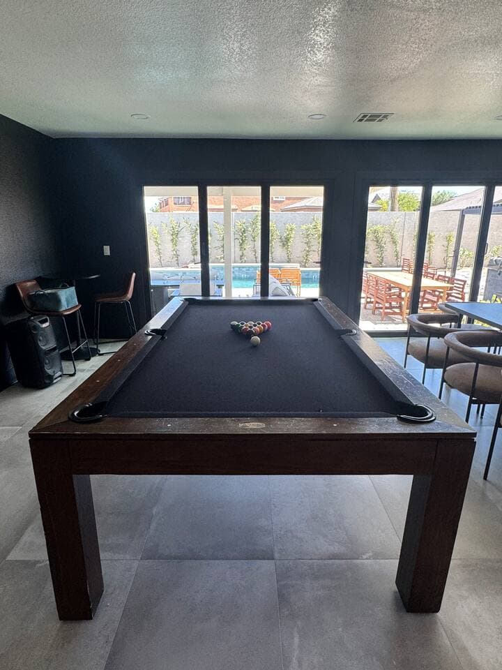 vegasbnb Palm Tree Retreat | 8BR Las Vegas Vacation Rental • Pool, Spa & Events | 8-bedroom vacation rental with Large Group Homes and Pool & Spa