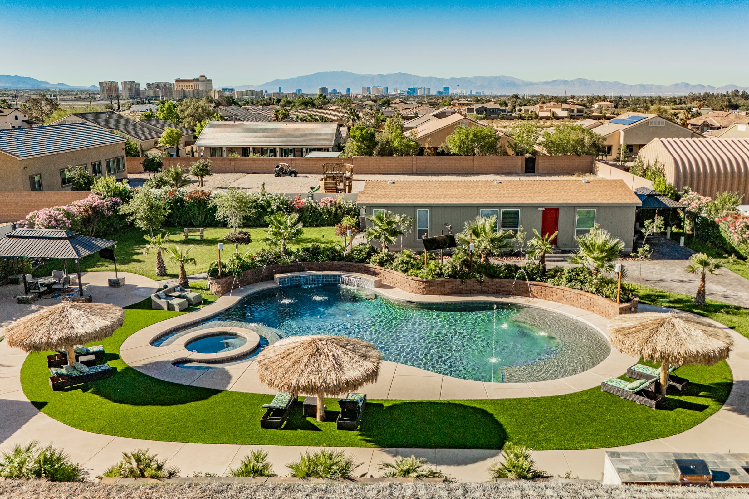 vegasbnb Chartan House Estate | 8BR Las Vegas Vacation Rental • Resort Pool • Weddings | 8-bedroom vacation rental with Large Group Homes and Pool & Spa